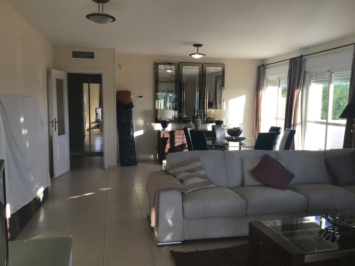 0c6ca4fdb859226370eaa693e6c134a4 - 2