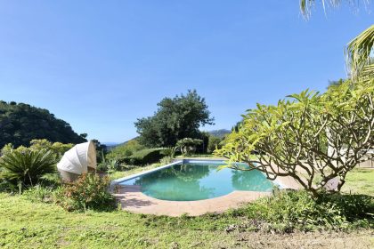 0d685639b4a4c3f2fa0cf8b95c65f2c7 - 11