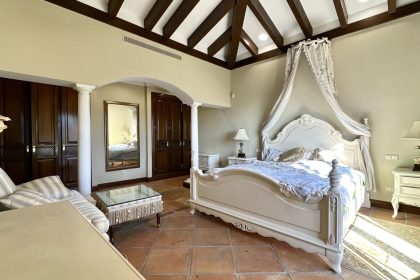 0d685639b4a4c3f2fa0cf8b95c65f2c7 - 15