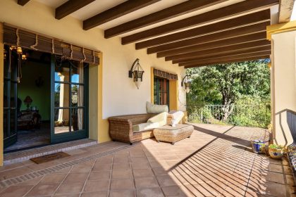 0d685639b4a4c3f2fa0cf8b95c65f2c7 - 18