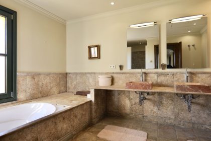 0d685639b4a4c3f2fa0cf8b95c65f2c7 - 22