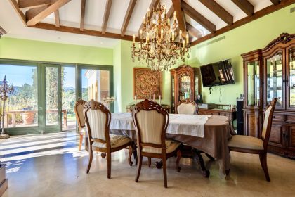 0d685639b4a4c3f2fa0cf8b95c65f2c7 - 8