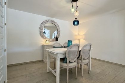 0d9b154cbb7f9ec7250be6987401e175 - 11