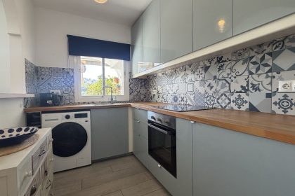 0d9b154cbb7f9ec7250be6987401e175 - 17