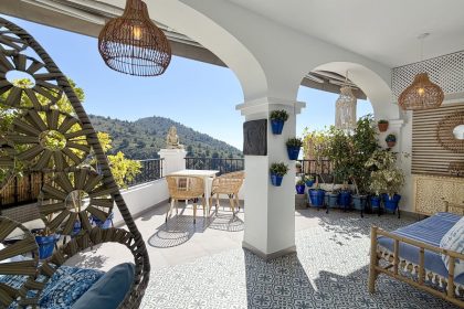 0d9b154cbb7f9ec7250be6987401e175 - 2