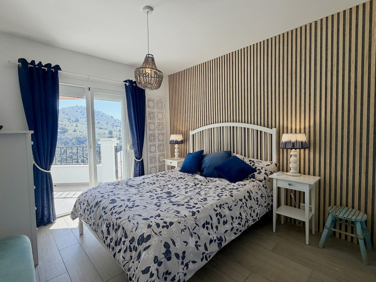 0d9b154cbb7f9ec7250be6987401e175 - 24