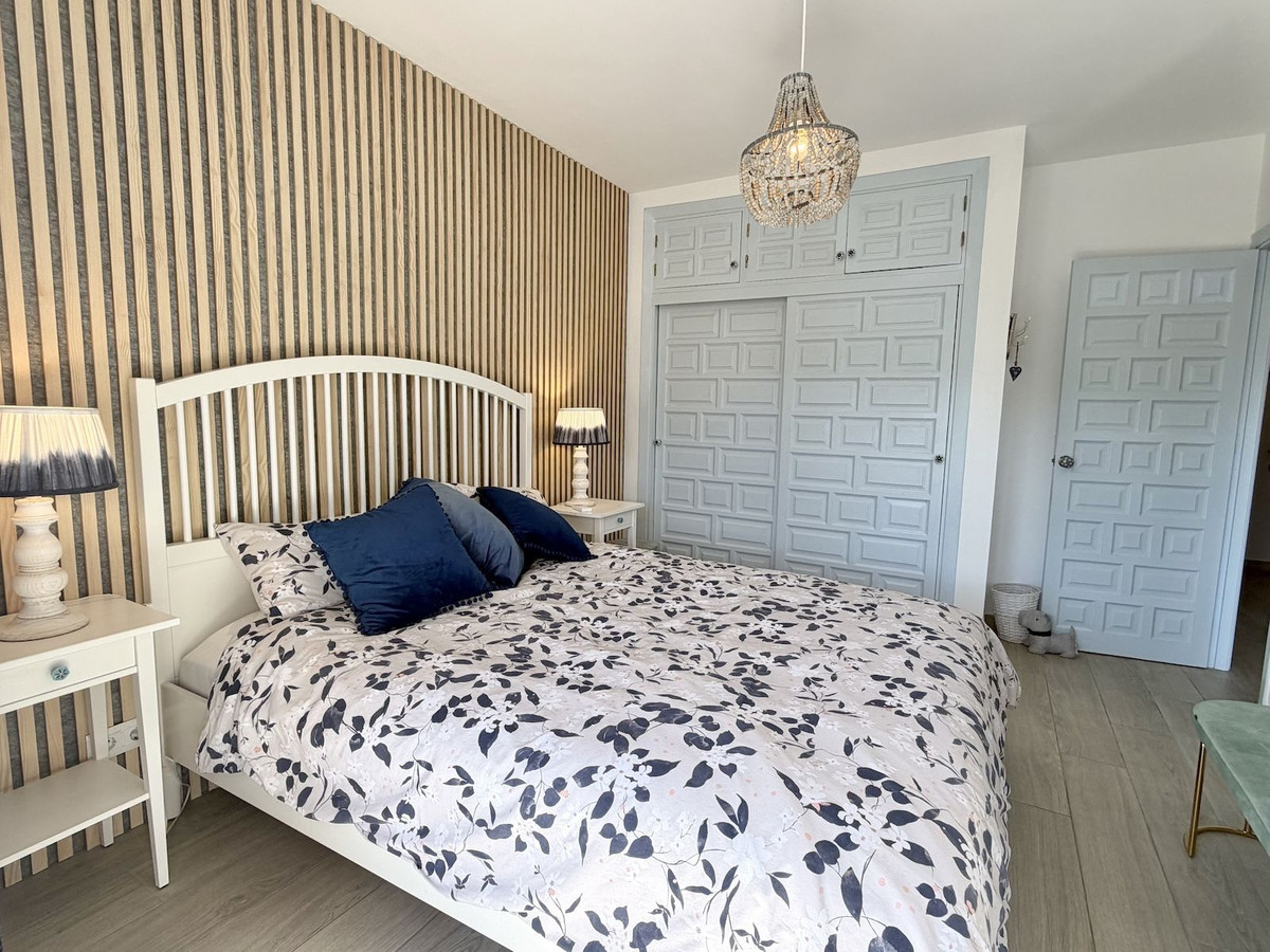 0d9b154cbb7f9ec7250be6987401e175 - 25