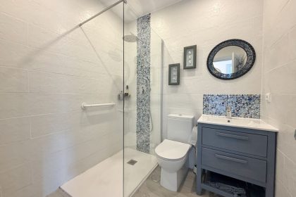 0d9b154cbb7f9ec7250be6987401e175 - 26