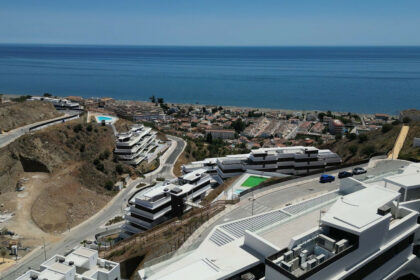 0de158367ac0cb65078fbd893f256dc2 - 1