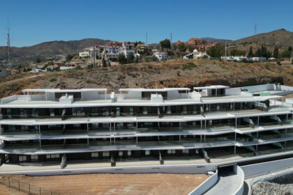 0de158367ac0cb65078fbd893f256dc2 - 2