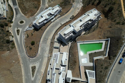 0de158367ac0cb65078fbd893f256dc2 - 3