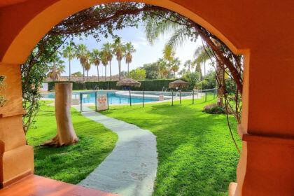 0df604c92865edfed3635f2b77633b5d - 24