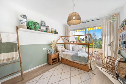 0e12ed15b9ba91ff1d46a64f83f3d6c9 - 17