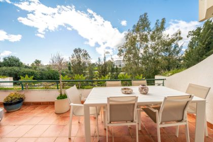 0e12ed15b9ba91ff1d46a64f83f3d6c9 - 21