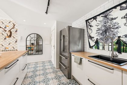 0e12ed15b9ba91ff1d46a64f83f3d6c9 - 8