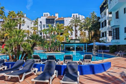 0e68738afb15f2a2345de0052b3b3867 - 14