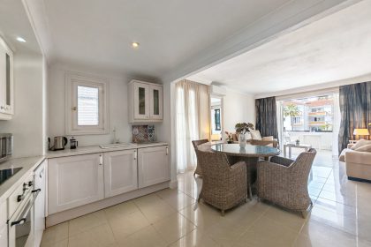 0e68738afb15f2a2345de0052b3b3867 - 3