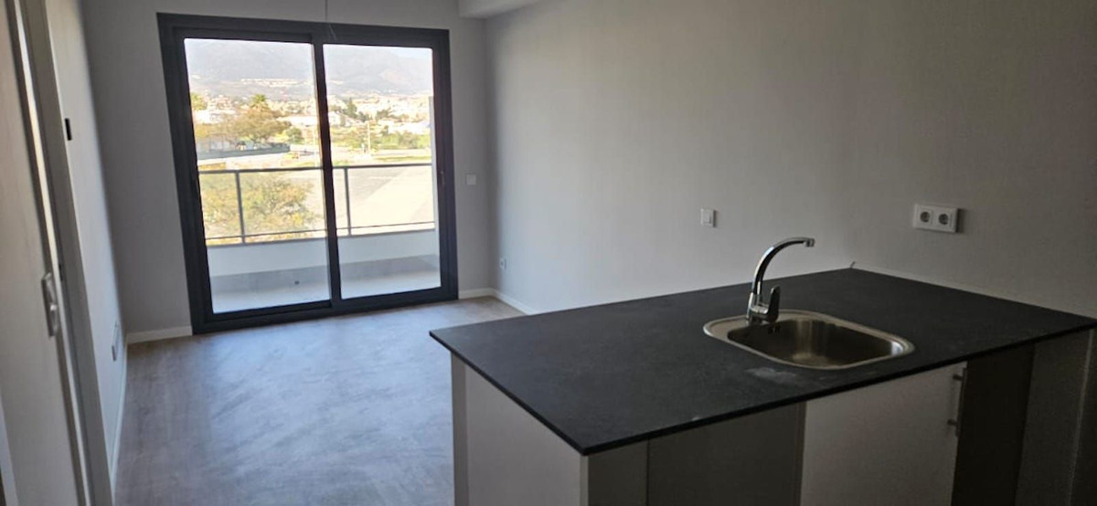 0e847e7eb73fbdab41fb97f04cea046c - 10