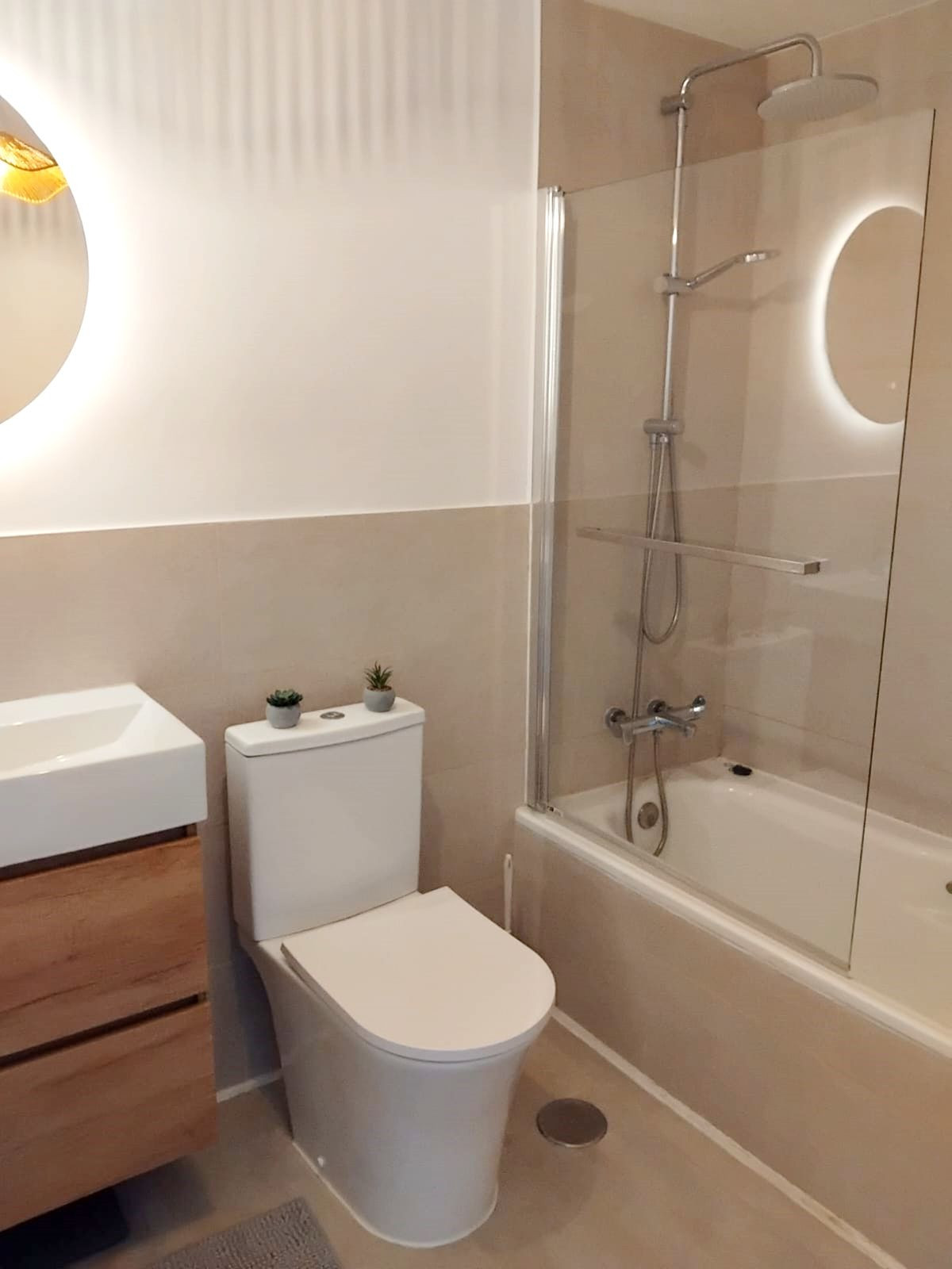 0ea2f0e4e6ab3a4a5132e57d96587fc7 - 9