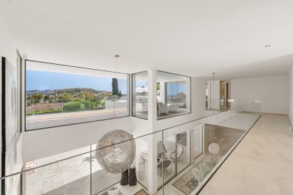 0f2156a070278dc7cab4f07810cd1582 - 20