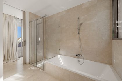 0f2156a070278dc7cab4f07810cd1582 - 31