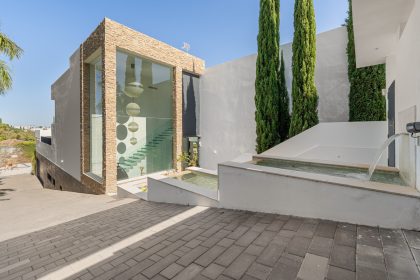 0f2156a070278dc7cab4f07810cd1582 - 36