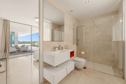 0f2156a070278dc7cab4f07810cd1582 - 39