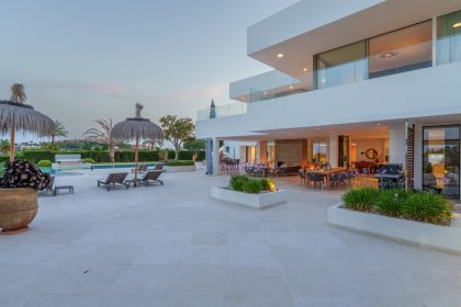 0f2156a070278dc7cab4f07810cd1582 - 48