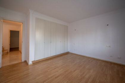 0f7005cb6edaccd9c84a924b1ba7fa36 - 11