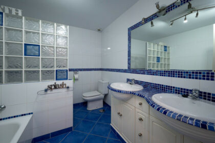 0f7005cb6edaccd9c84a924b1ba7fa36 - 14