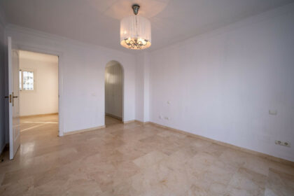 0f7005cb6edaccd9c84a924b1ba7fa36 - 17