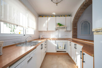 0f7005cb6edaccd9c84a924b1ba7fa36 - 7