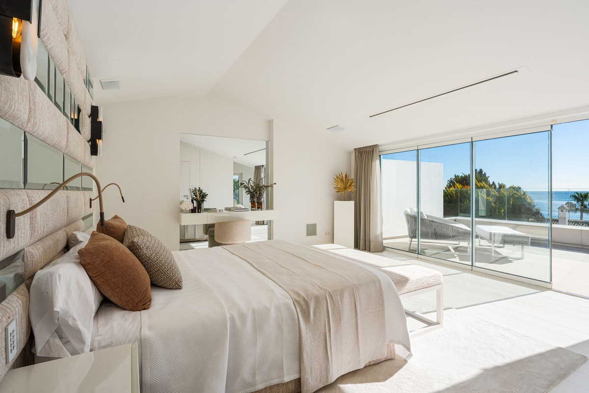 0fa373a22aabc1d98c4f856fc3b5983d - 10