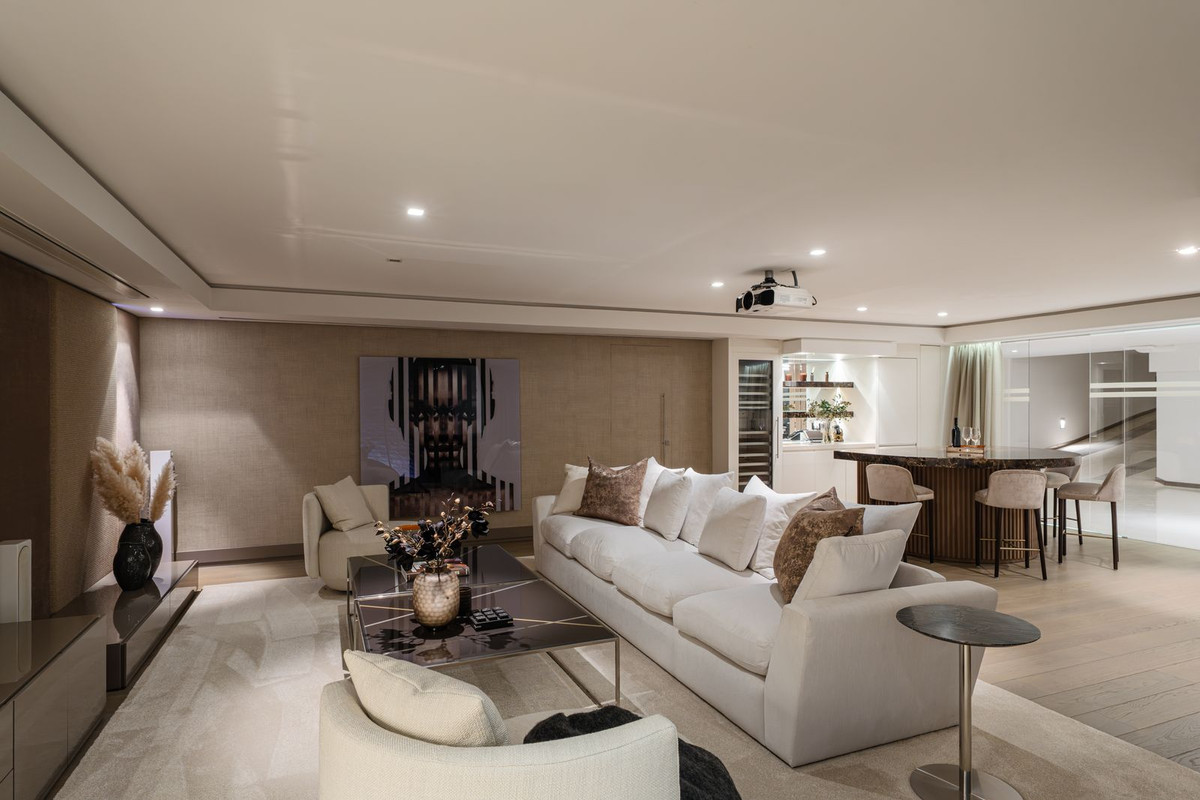 0fa373a22aabc1d98c4f856fc3b5983d - 24