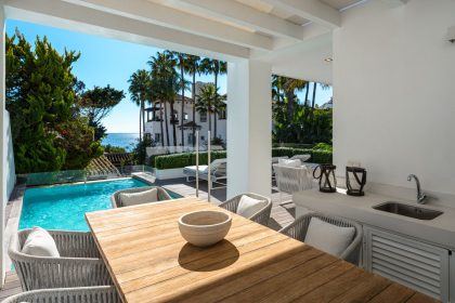 0fa373a22aabc1d98c4f856fc3b5983d - 3