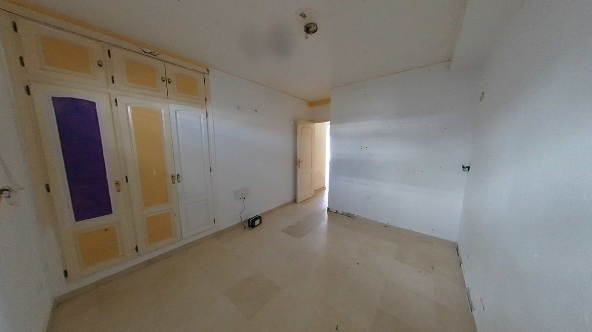 10576204ba41bd55377e4b2134cbe387 - 23