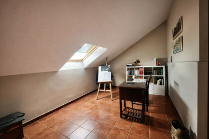 1064576b41db61ec941a65575f5c1d30 - 17