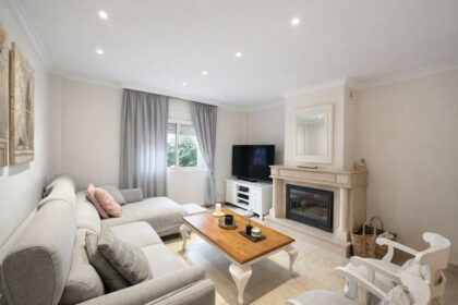 1064576b41db61ec941a65575f5c1d30 - 9