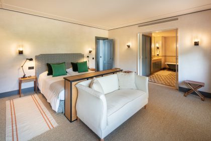 109b02e902b551753ea9594764239cec - 24