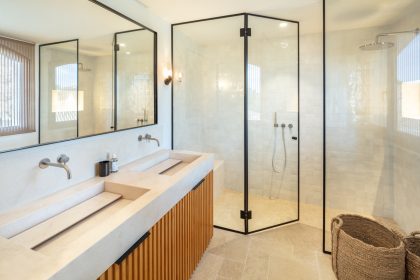 109b02e902b551753ea9594764239cec - 44