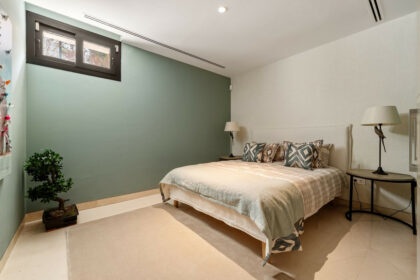 10fafe7e8d5b26cd7512d811e2411ccb - 11