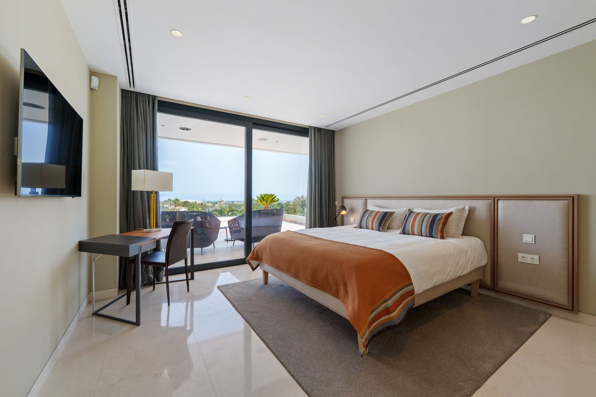 10fafe7e8d5b26cd7512d811e2411ccb - 13