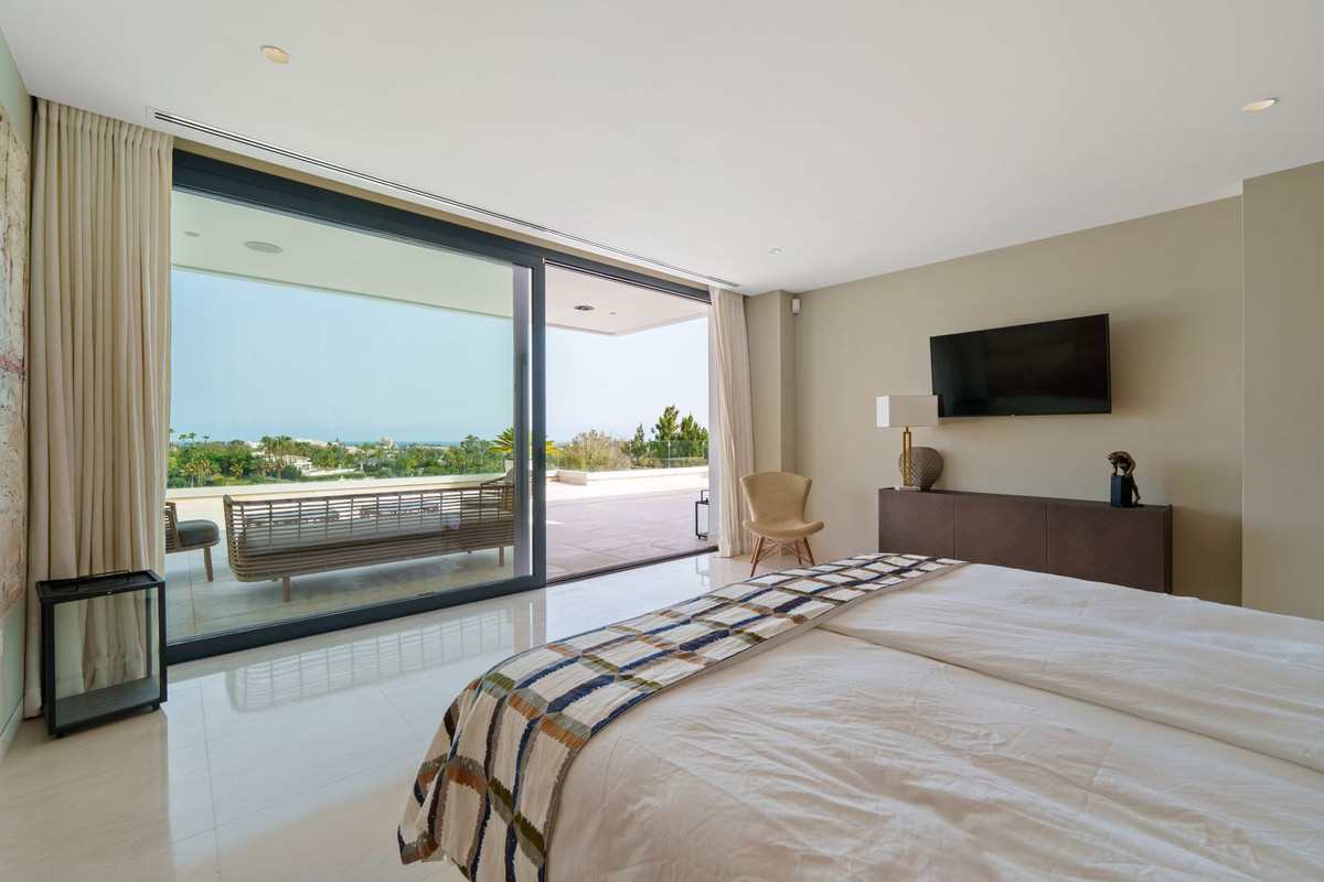 10fafe7e8d5b26cd7512d811e2411ccb - 16