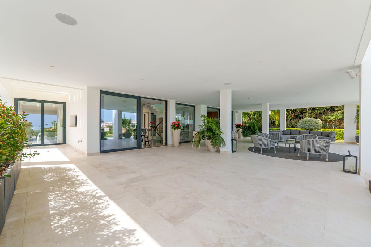 10fafe7e8d5b26cd7512d811e2411ccb - 24