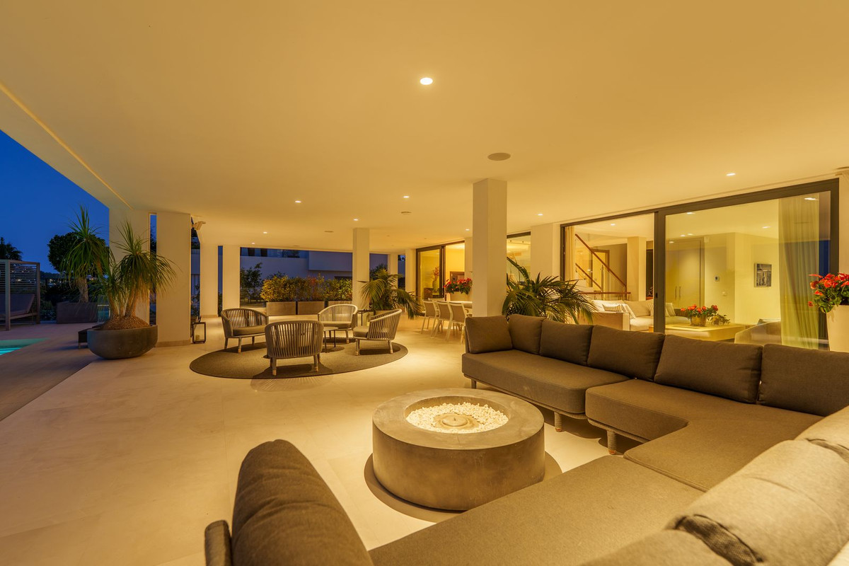 10fafe7e8d5b26cd7512d811e2411ccb - 48