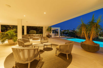 10fafe7e8d5b26cd7512d811e2411ccb - 49