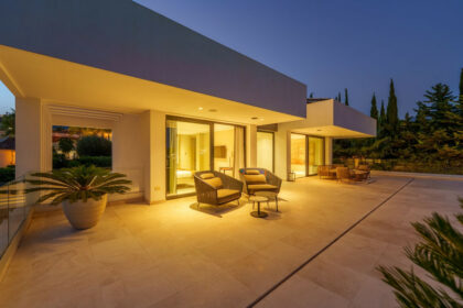 10fafe7e8d5b26cd7512d811e2411ccb - 51