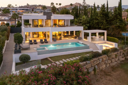 10fafe7e8d5b26cd7512d811e2411ccb - 56