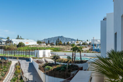 11a36bc252b523b59a12816c1e807056 - 19