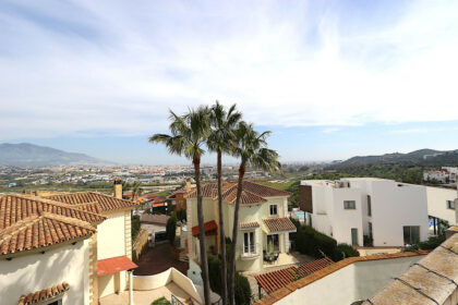 11b1ec922bd43eb50e344783c832acf8 - 11